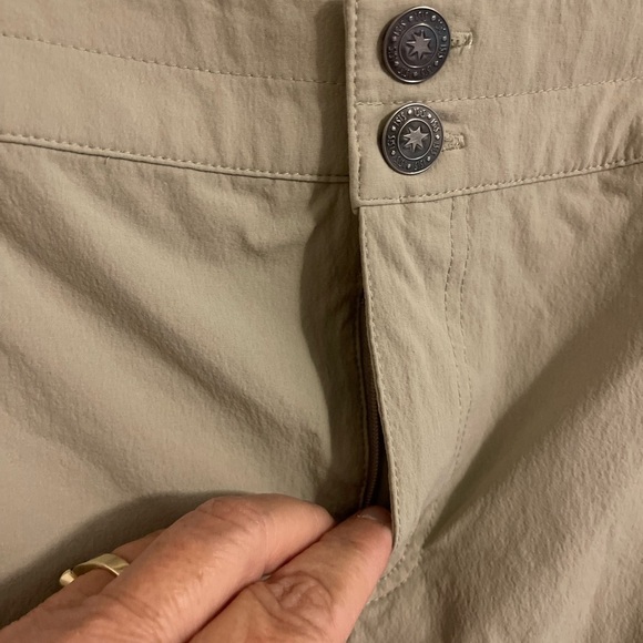 Isis Mini GOLF Skirt 14‎ khaki tan, 3 Pockets  Zip / Buttons Nylon Spandex - Picture 2 of 10